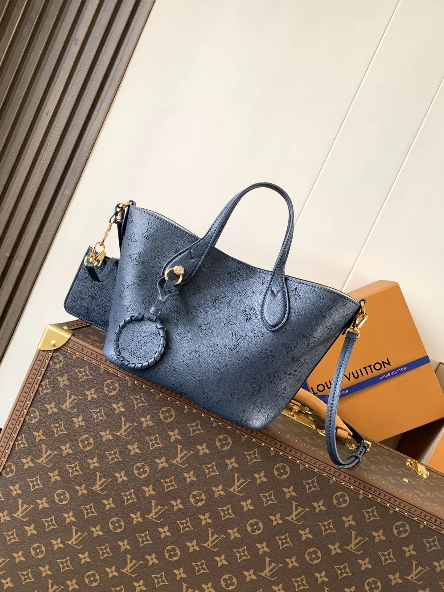 LV 深蓝 牛皮 深蓝 本款 Blossom 小 收纳包 旅行收纳款