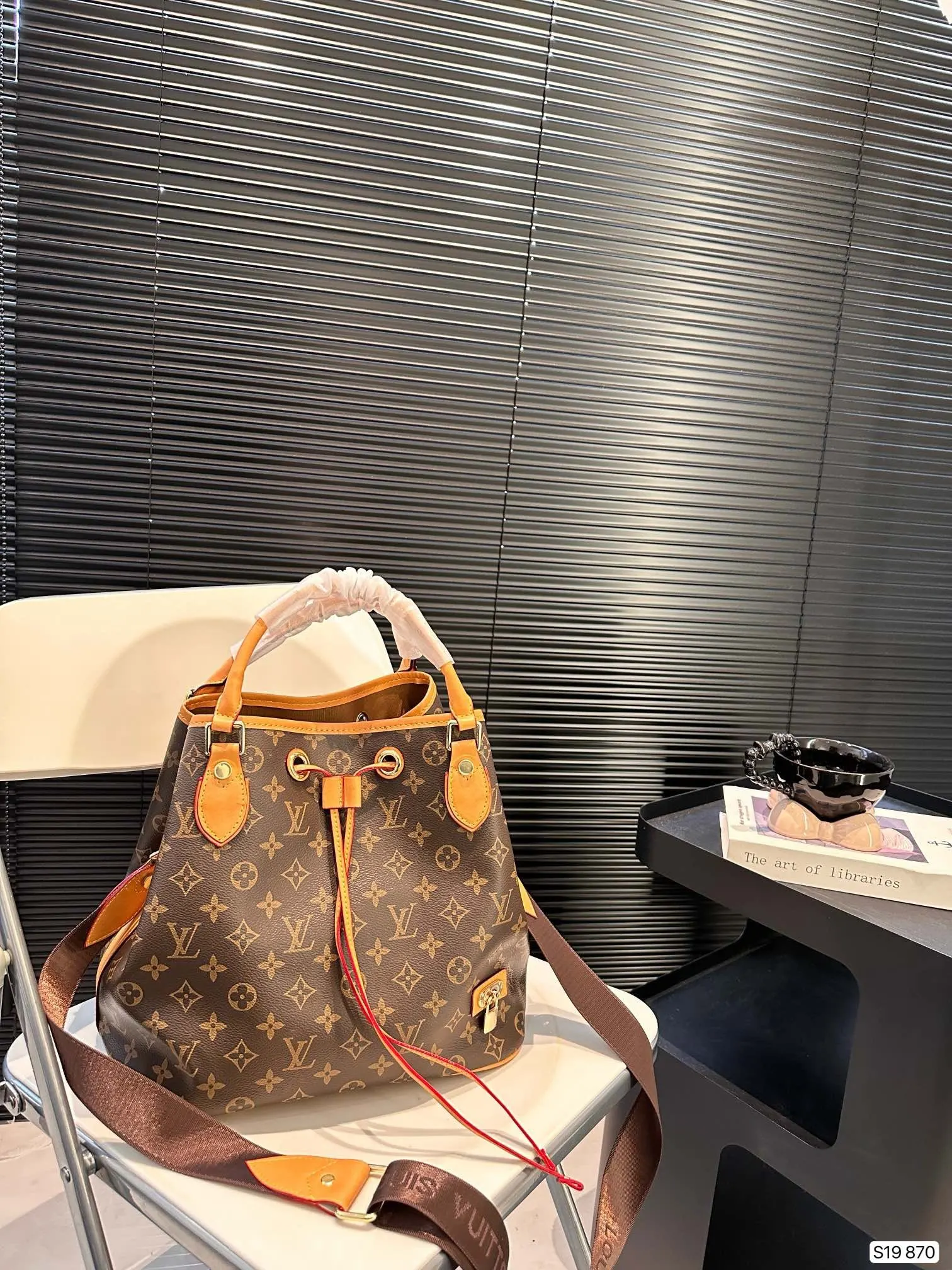 Dior 水桶包 日常最推薦 水桶包 此款水桶 休閒水桶款