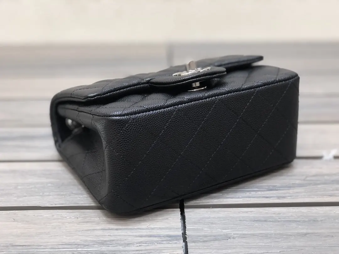 Crossbody Bag Lightweight Leather