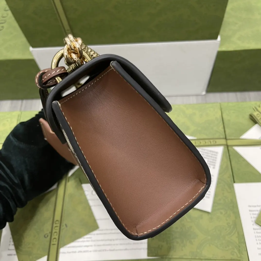 Gucci 麂皮 鏈條包 精致鏈條款