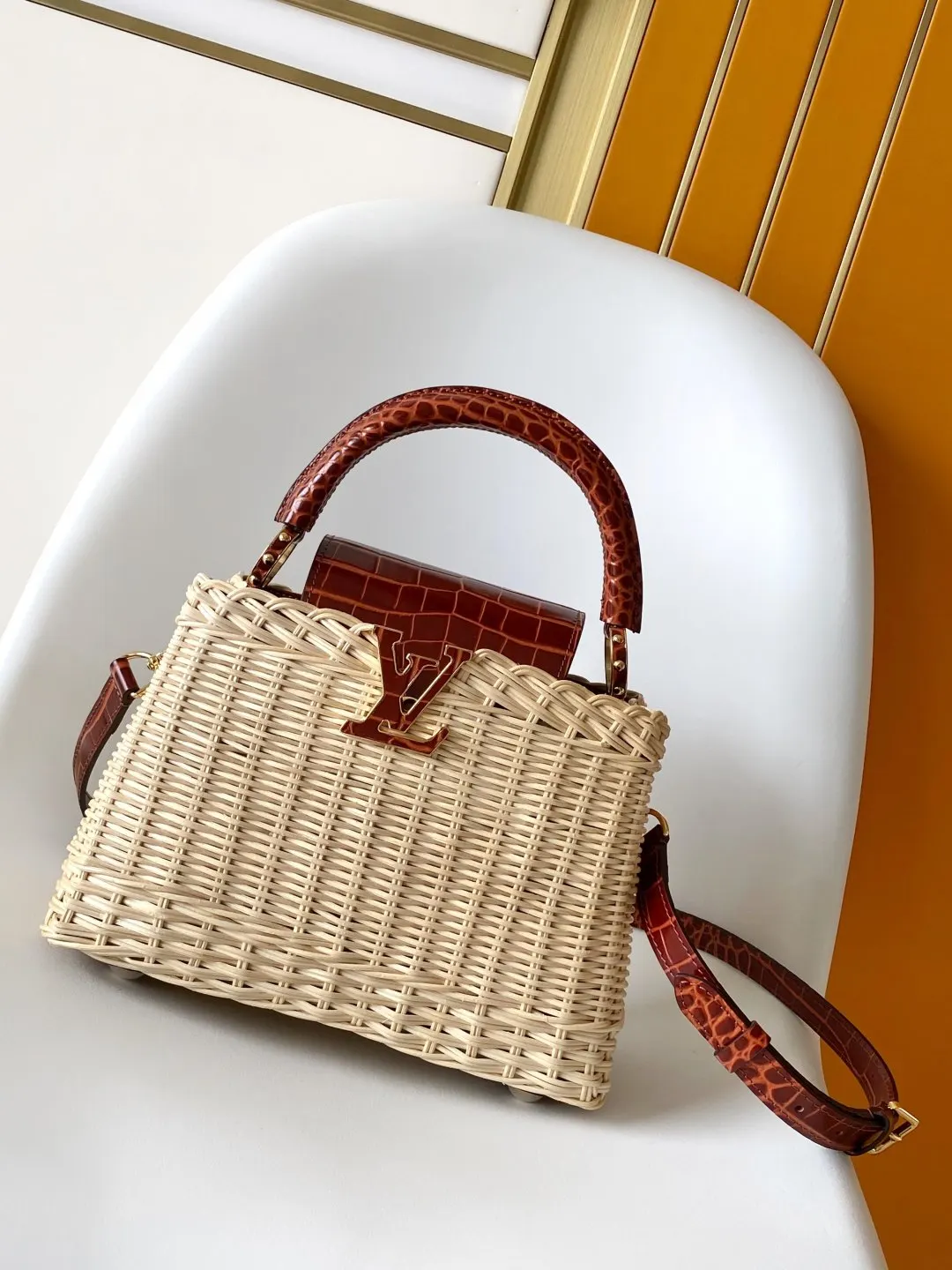 LV Capucines 黑色 棕色 牛皮 收納包 旅行收納款