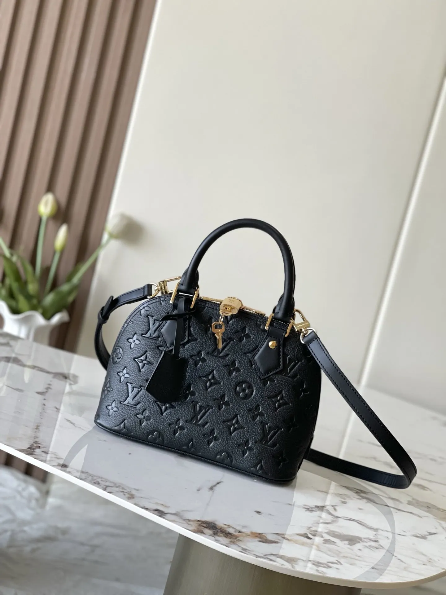 LV Alma Black Monogram Style