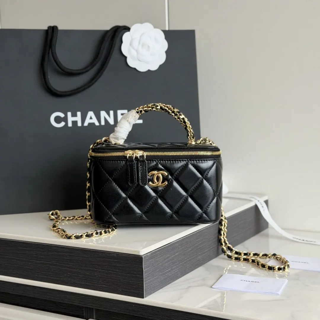 CHANEL 羊皮 上架 小羊皮 制作 质量 經典之作 华丽与 手提包 通勤手提款