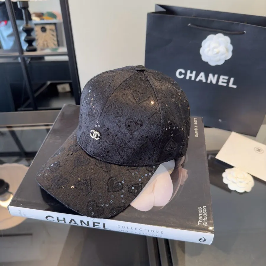 CHANEL Logo鴨舌帽