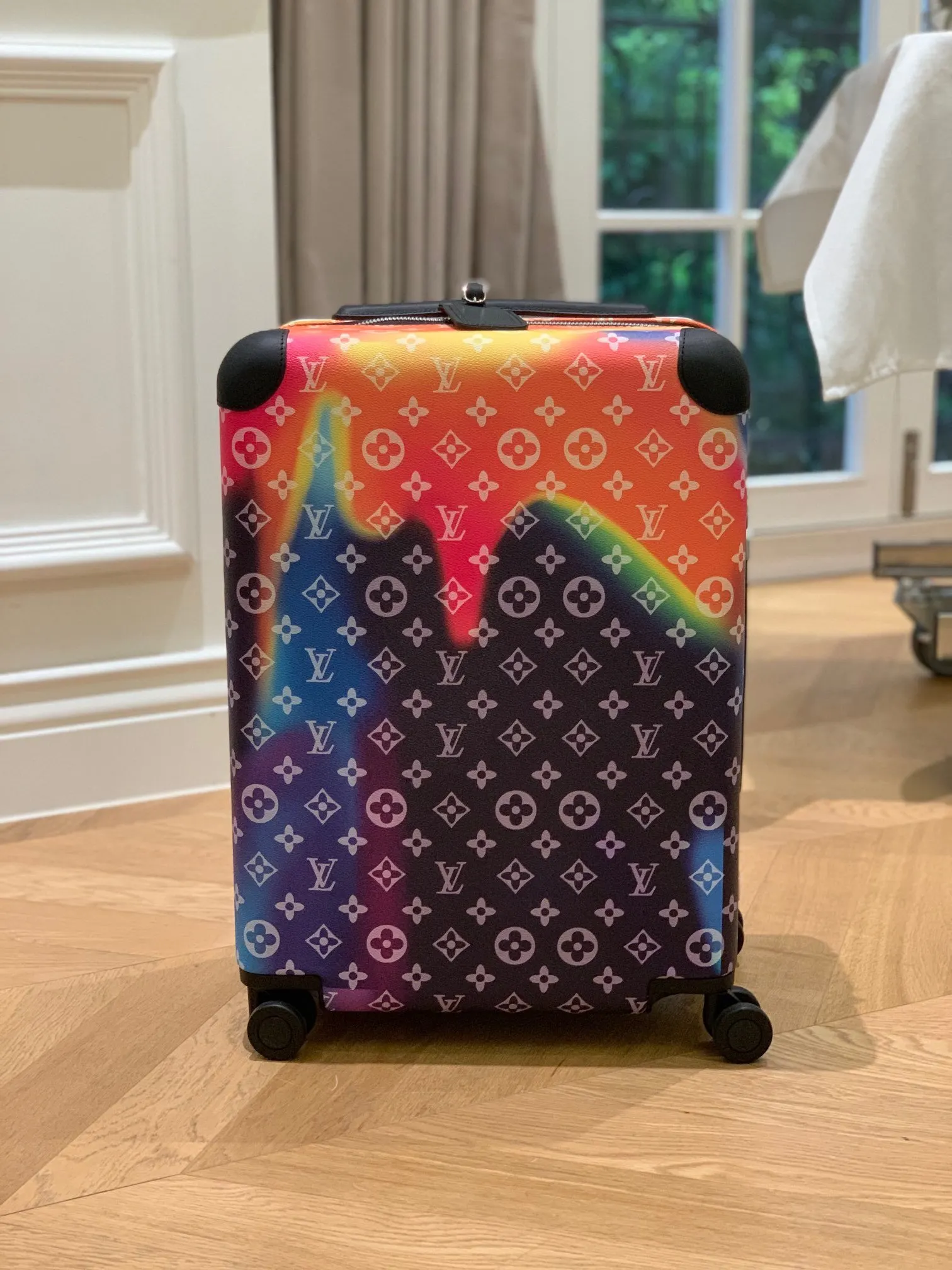 LV HORIZON四轮拉杆箱 5厘米 规格 行李箱 旅行拉杆款 轻便出行款