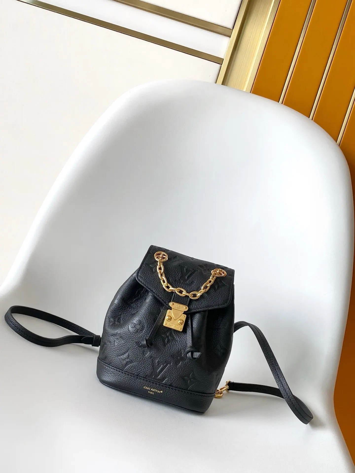 Black White Chain Bag Leather