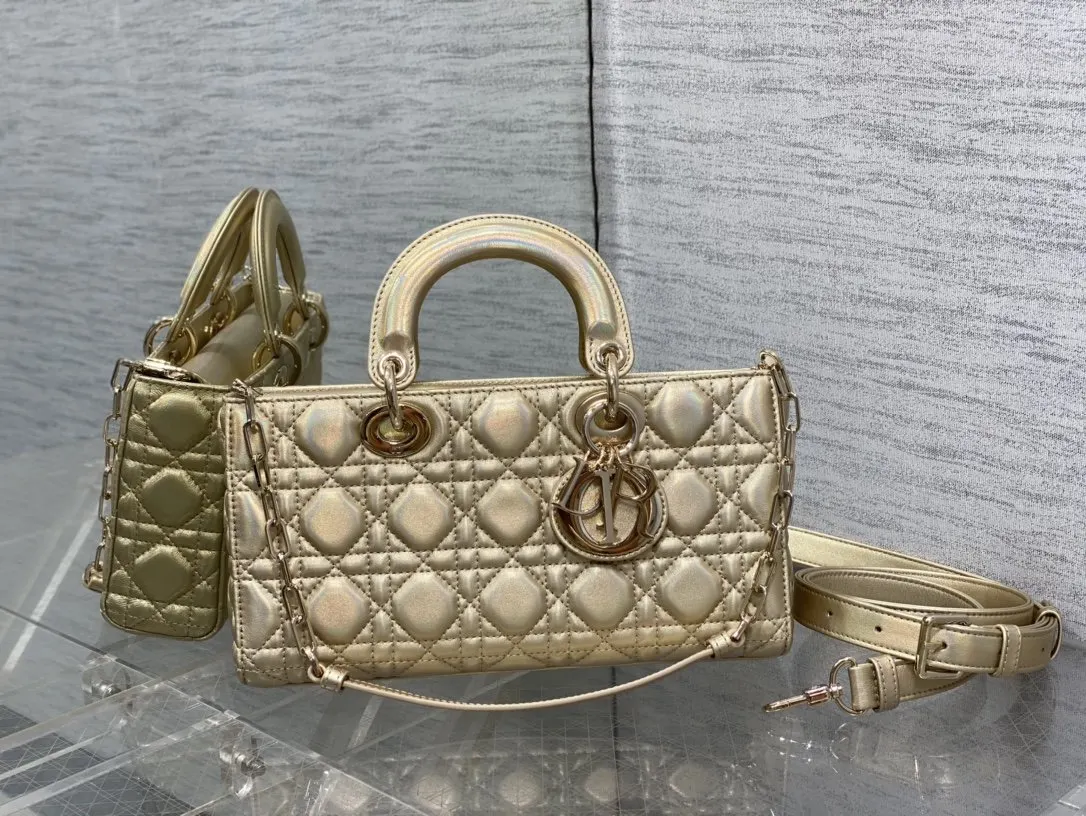 Dior 羊皮 进口 羊皮 内里采用 真羊皮绒横款戴妃包香槟金大 手提包 通勤手提款