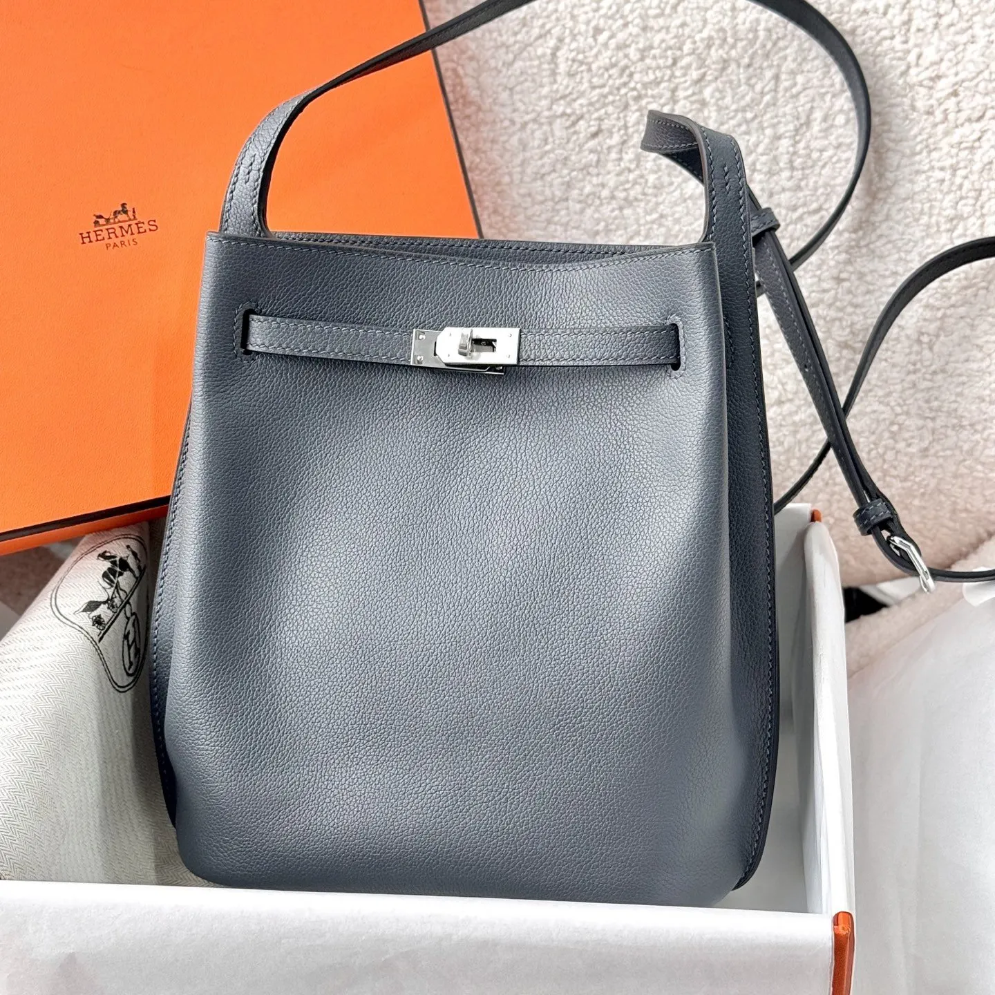 Kelly Hobo Evercolor Style Image 1 Kelly Hobo Evercolor Style Image 1