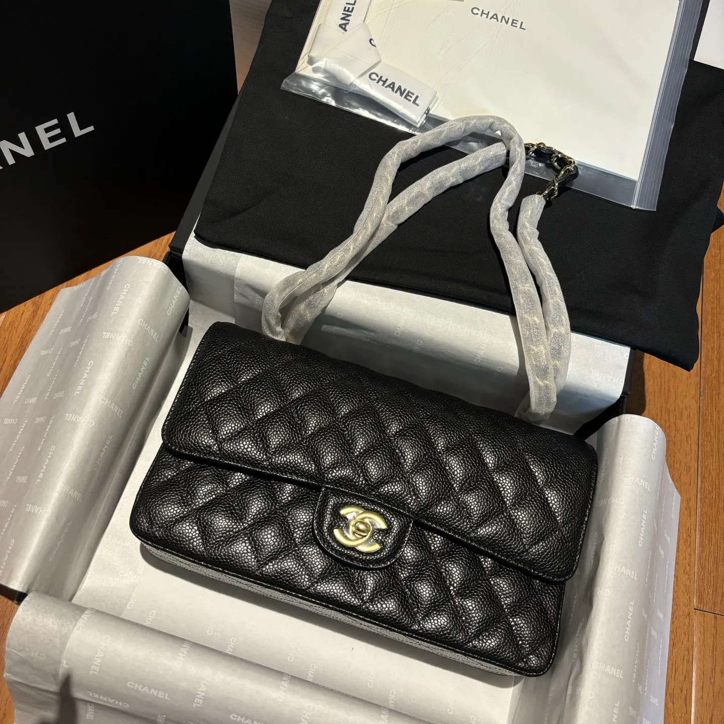 CHANEL 渠道级CF 最新 hass皮 斜挎包 轻便斜挎款