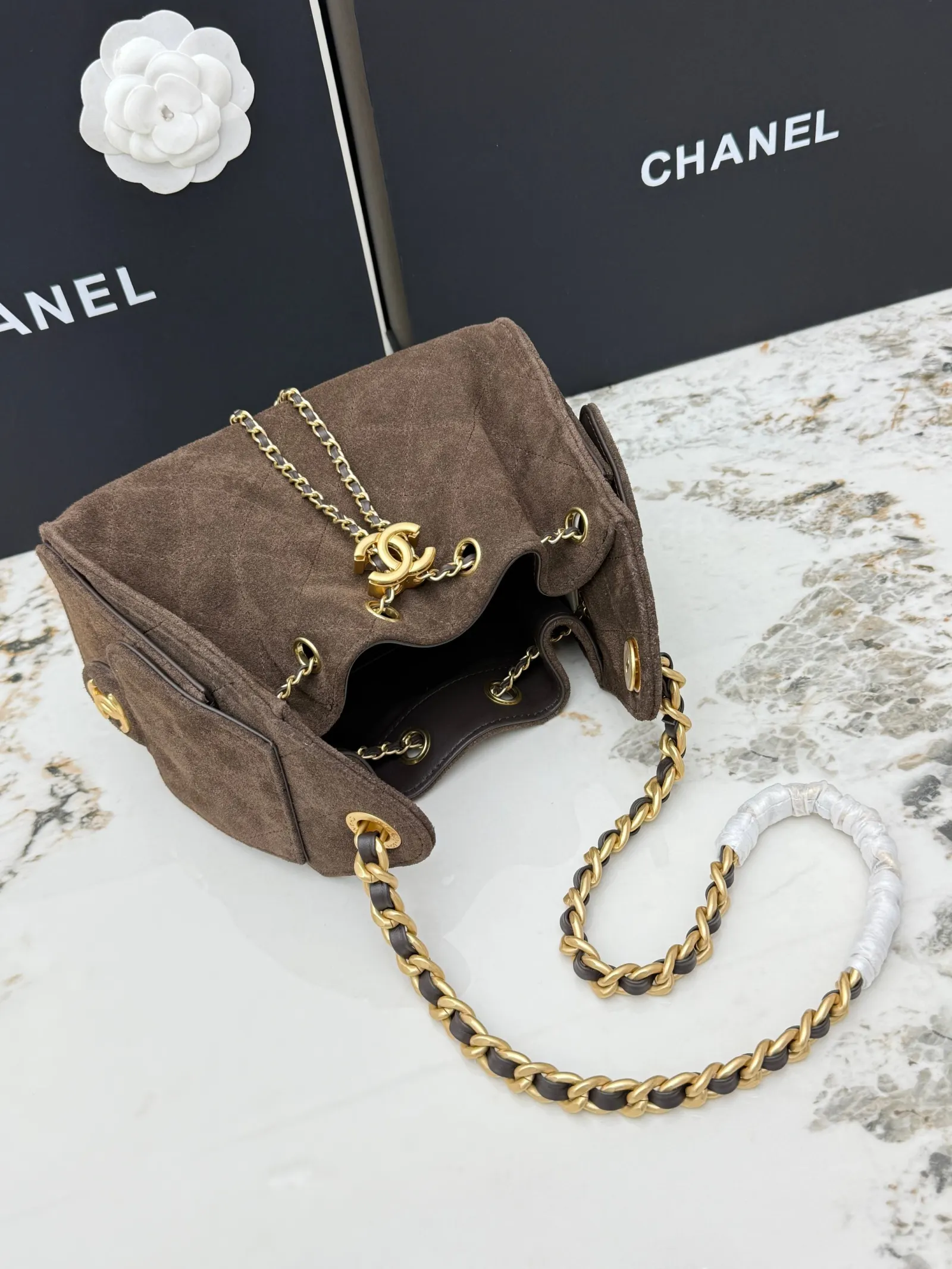 Gold Hobo Shoulder Bag Vintage Leather
