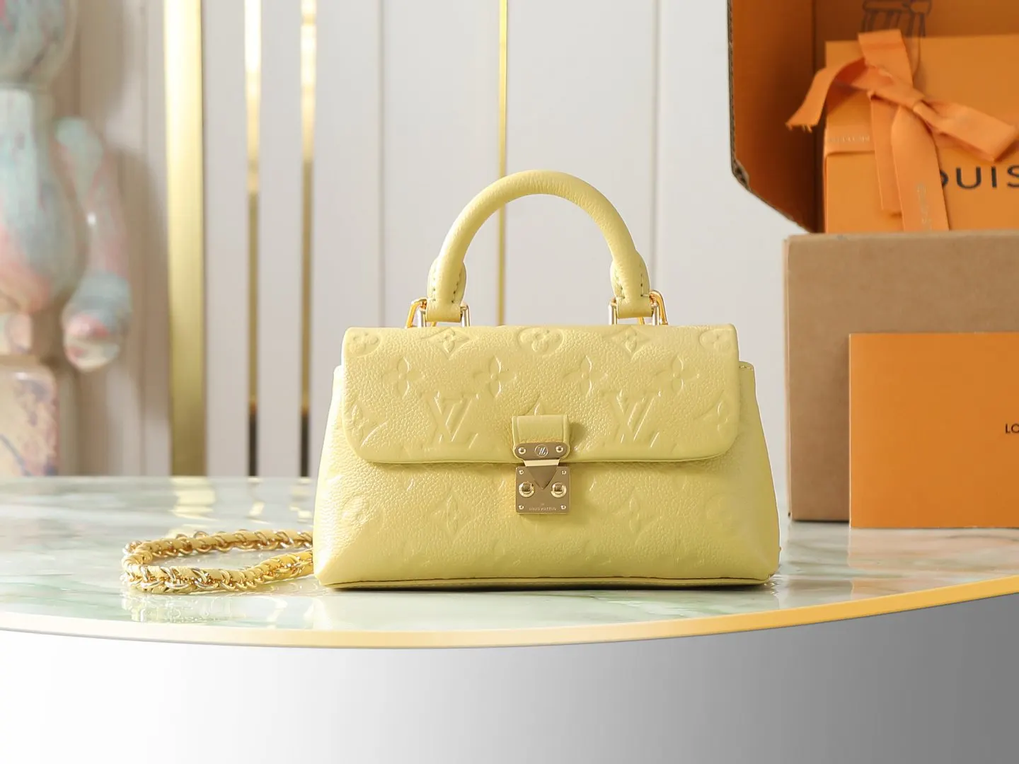 White Chain Bag