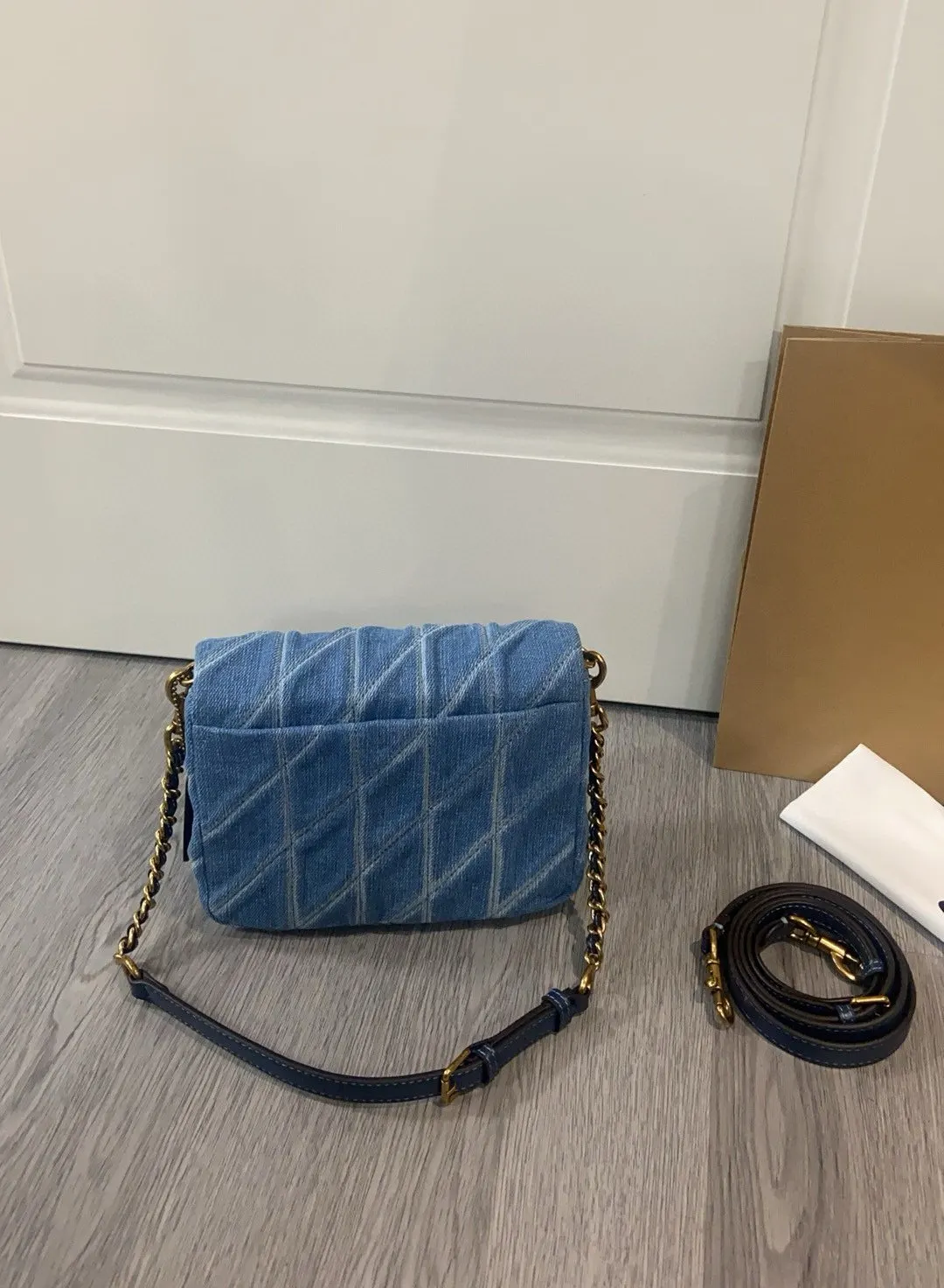 Coach 丹宁 square 喜欢丹宁的宝宝有福了 斜背包 輕便斜挎款