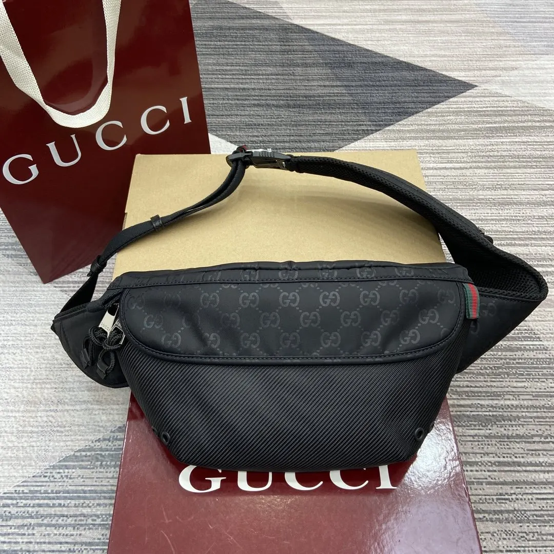 Gucci 腰包 休闲腰包款