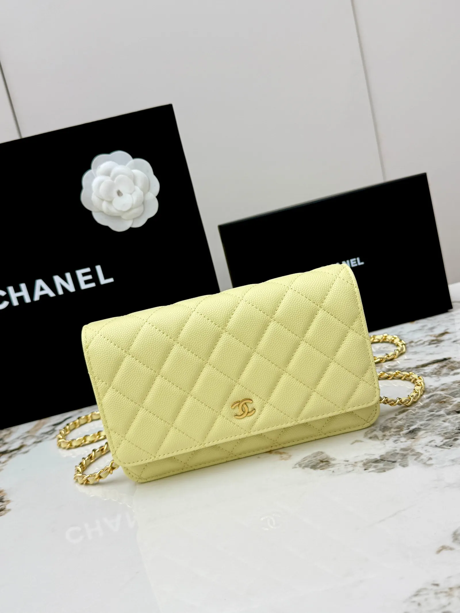 CHANEL 小牛皮 链条包 精致链条款