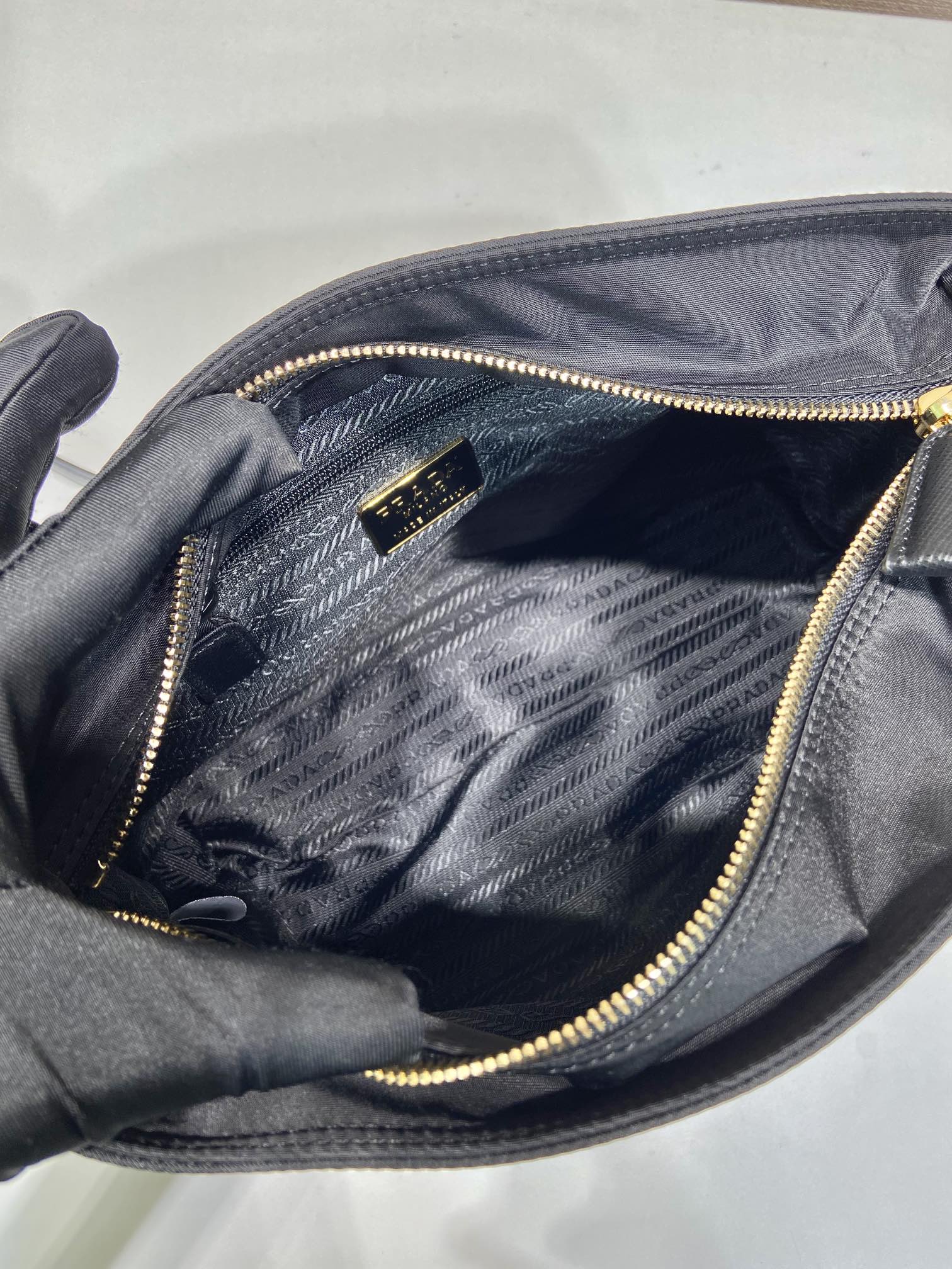 Chain Bag Casual Image 9 Chain Bag Casual Image 9