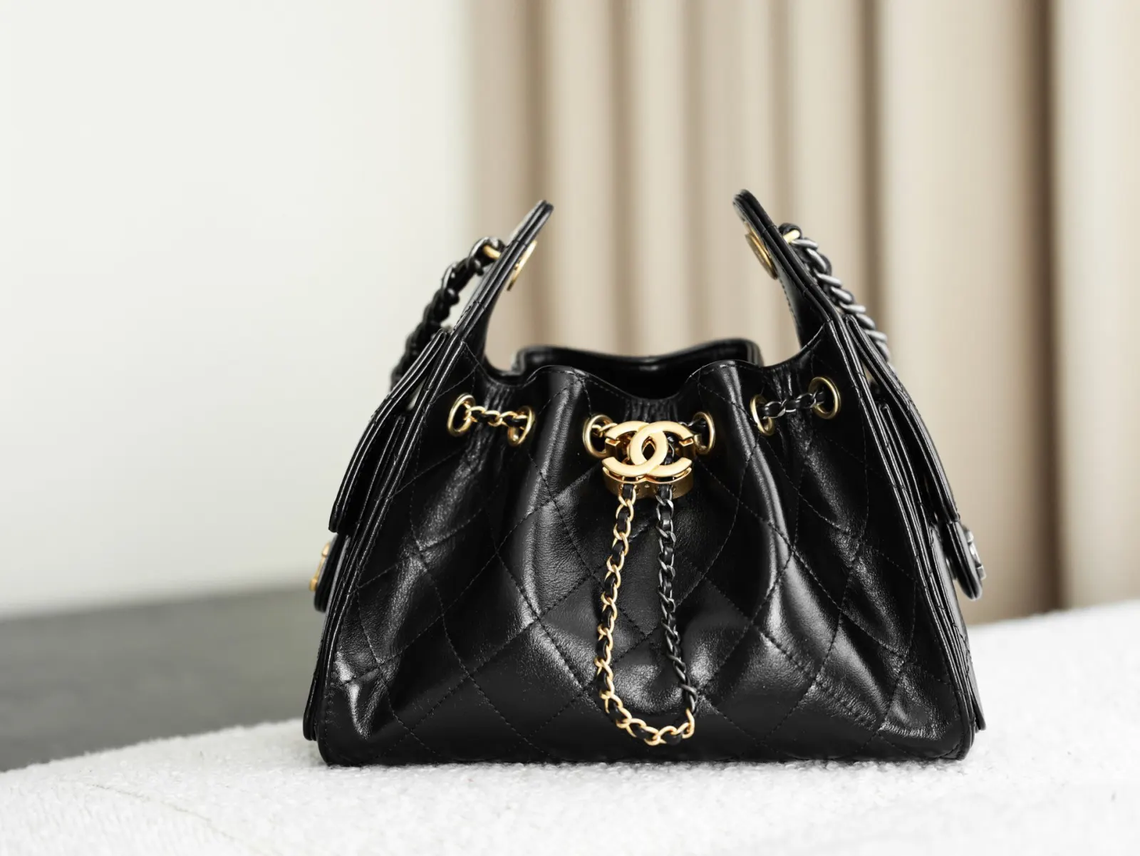 Black Hobo Shoulder Bag Vintage