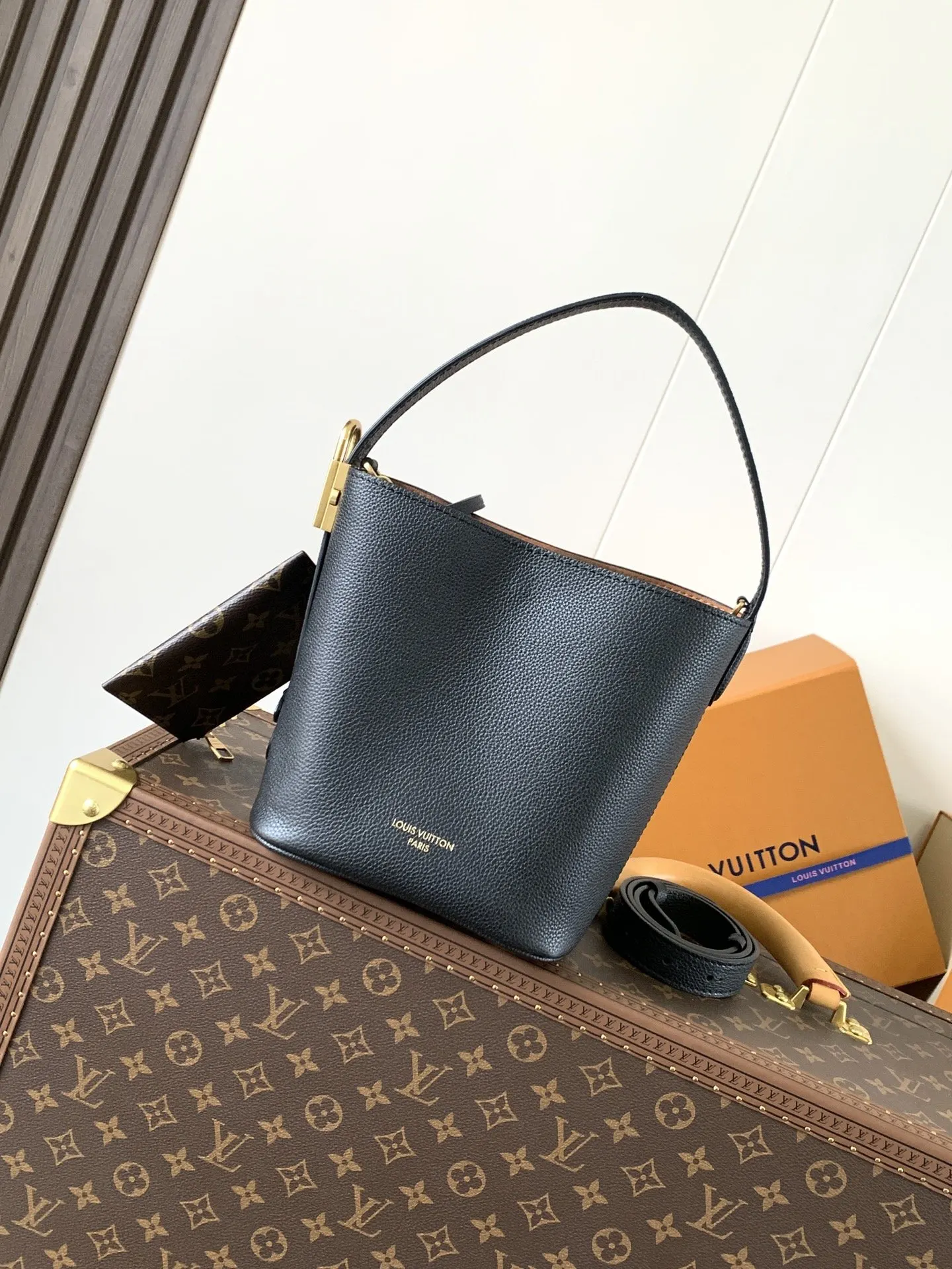 LV 黑色 棕色 牛皮 收納包 旅行收納款