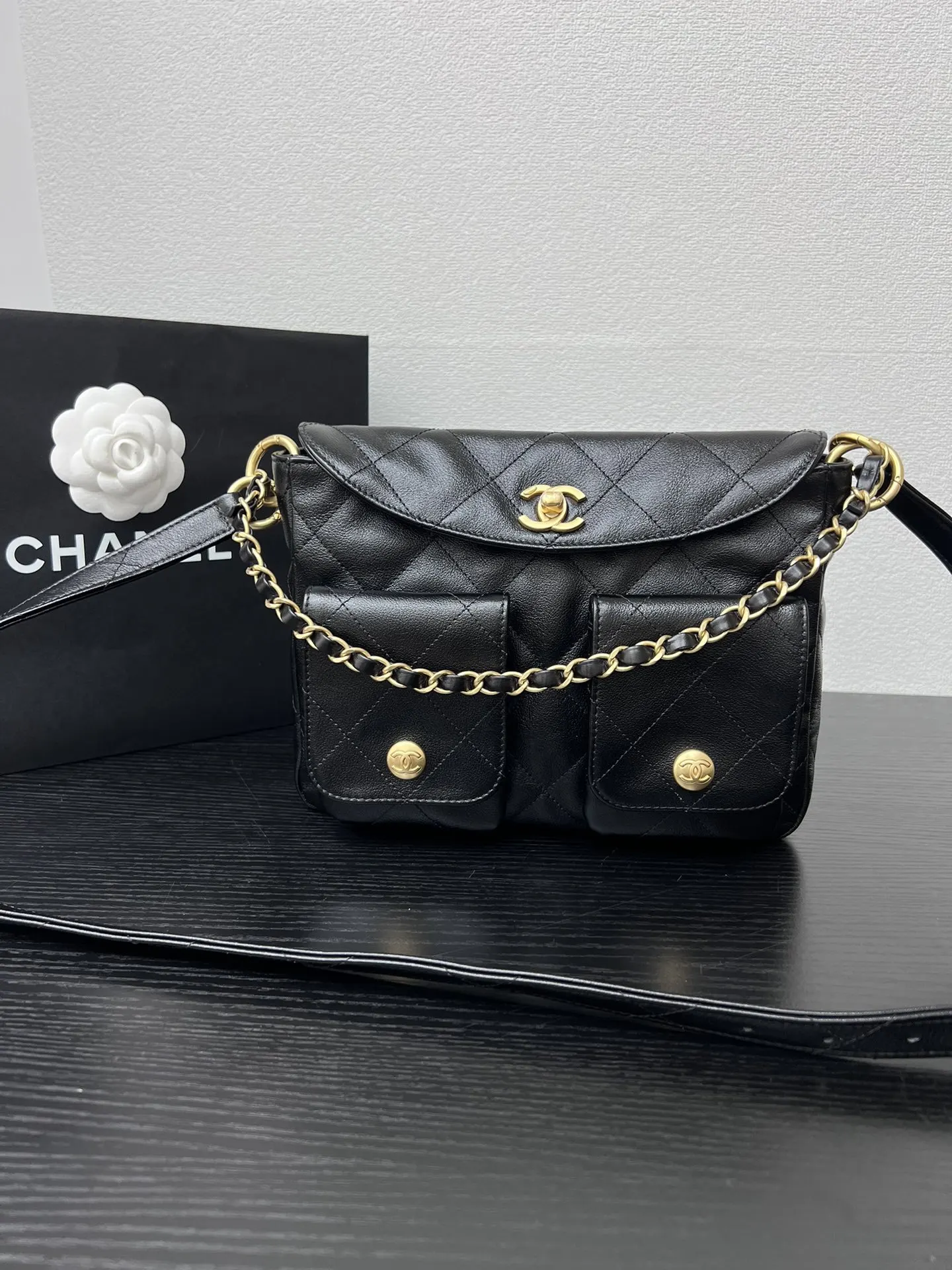 CHANEL 黑色牛皮鏈條Hobo包 單肩款