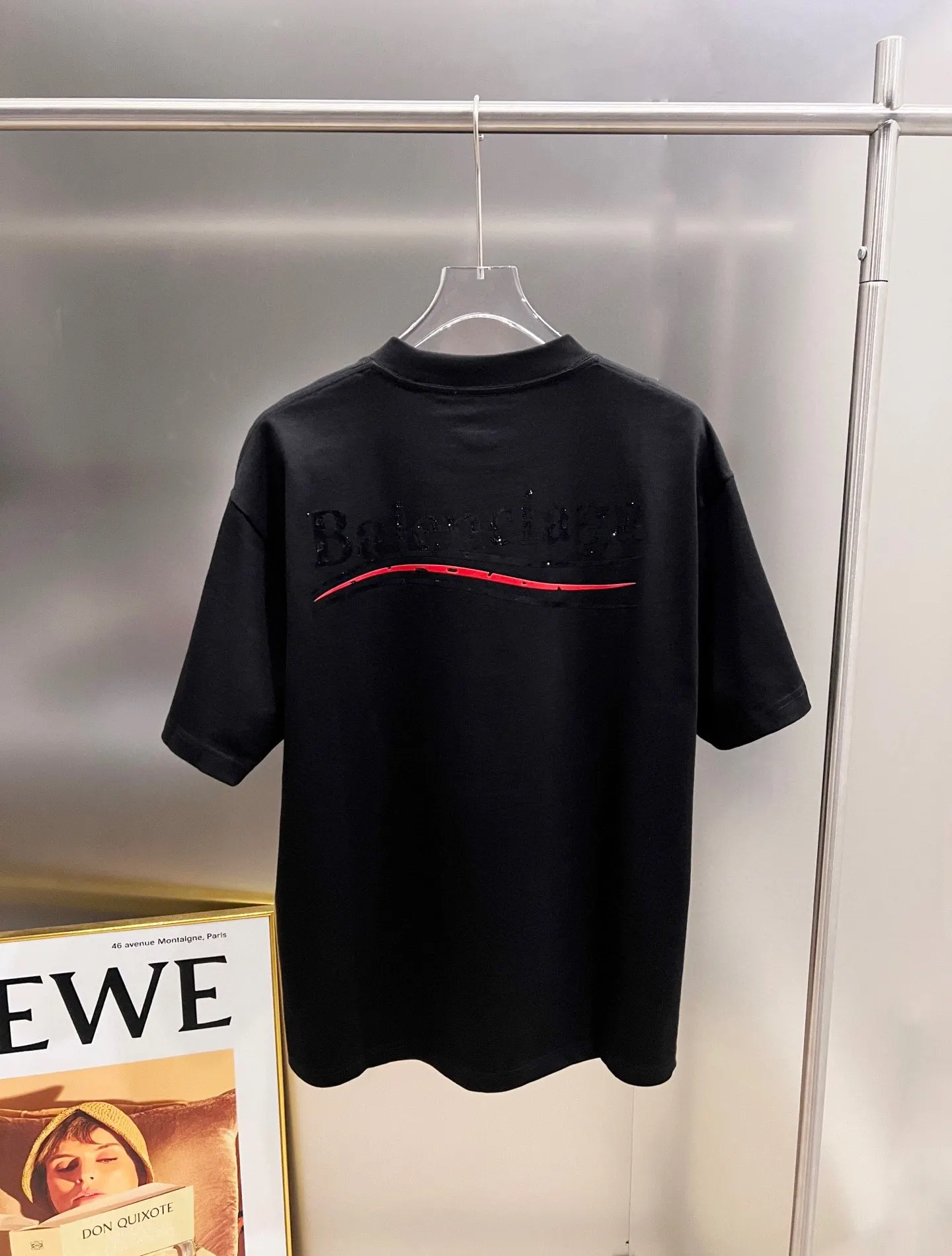 Balenciaga 黑色 Logo 短袖T恤 宽松休閒款