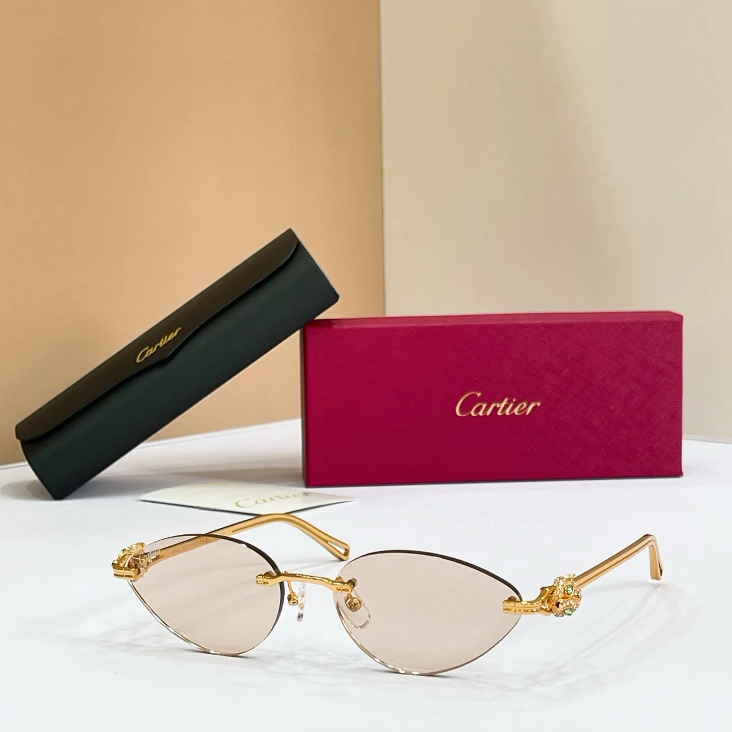 Cartier 墨镜 时尚防晒款 款29