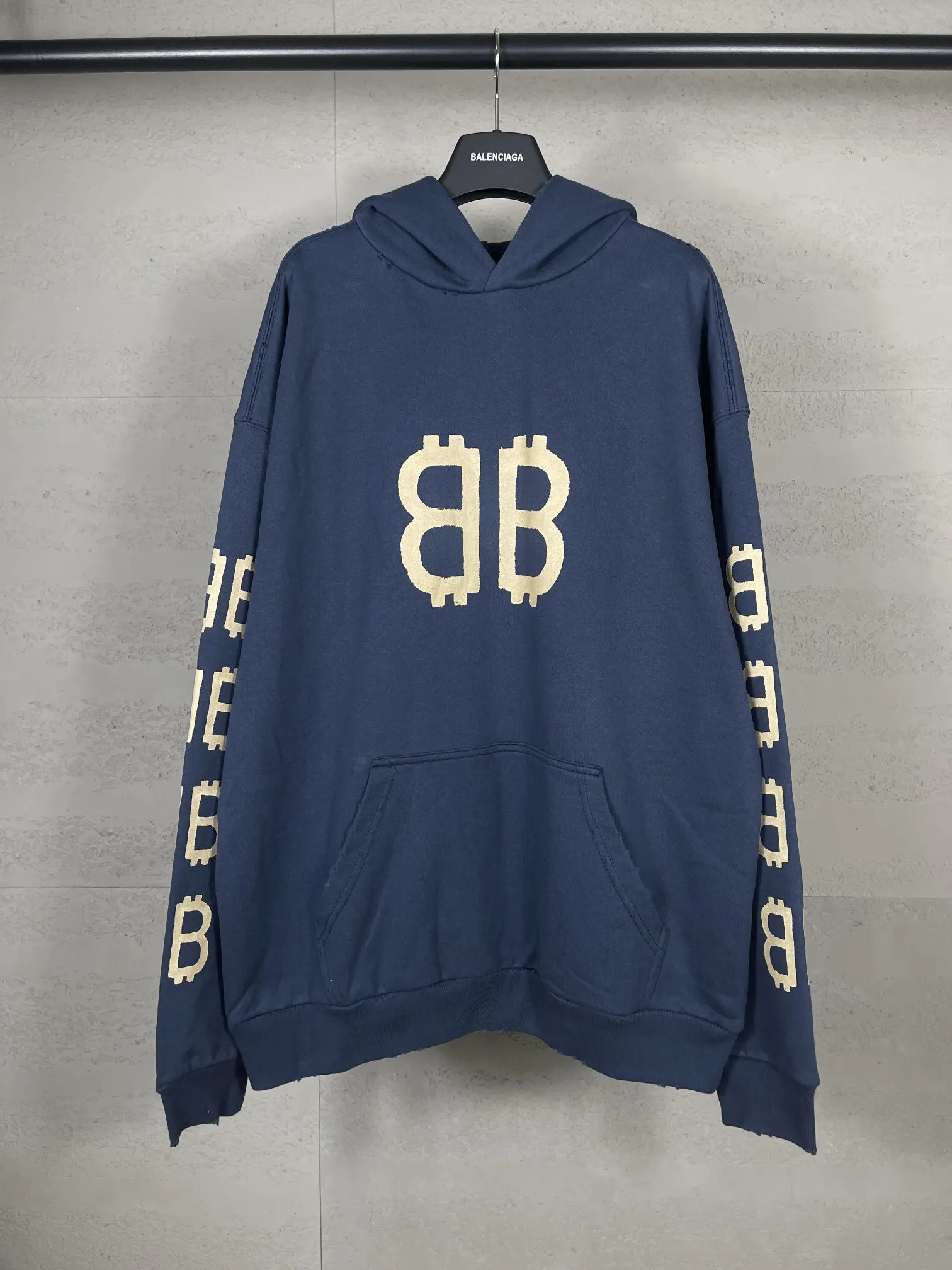 Balenciaga 白色 純棉 棒球帽 精致搭配款