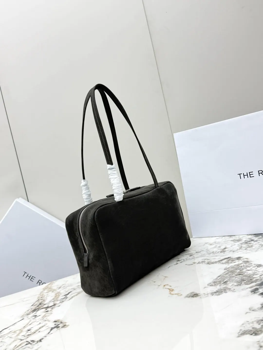 牛皮 玫瑰 TR胎绒皮 THE ROW Astra保 單肩包 日常單肩背款