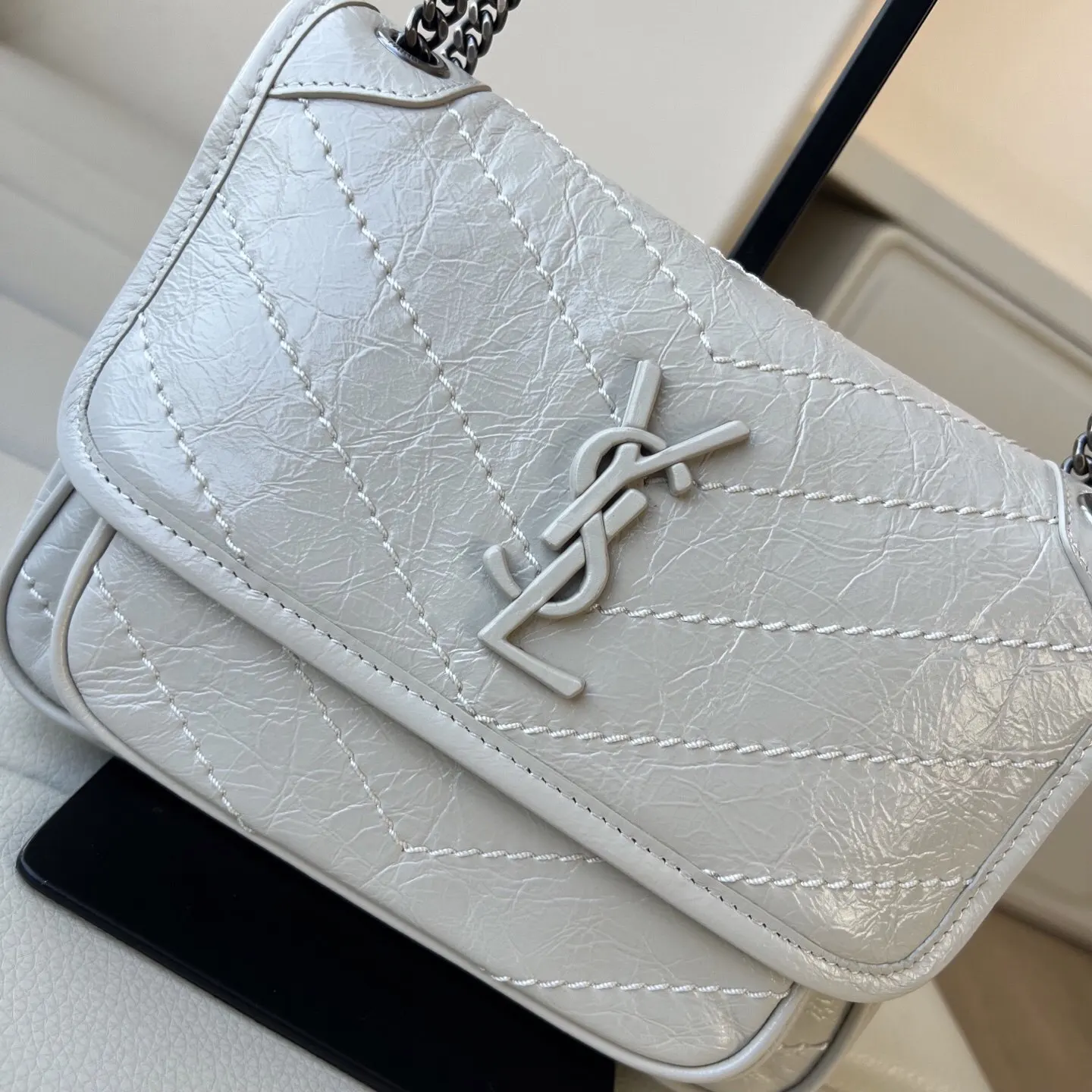 YSL 皮革 单肩包 日常单肩背款