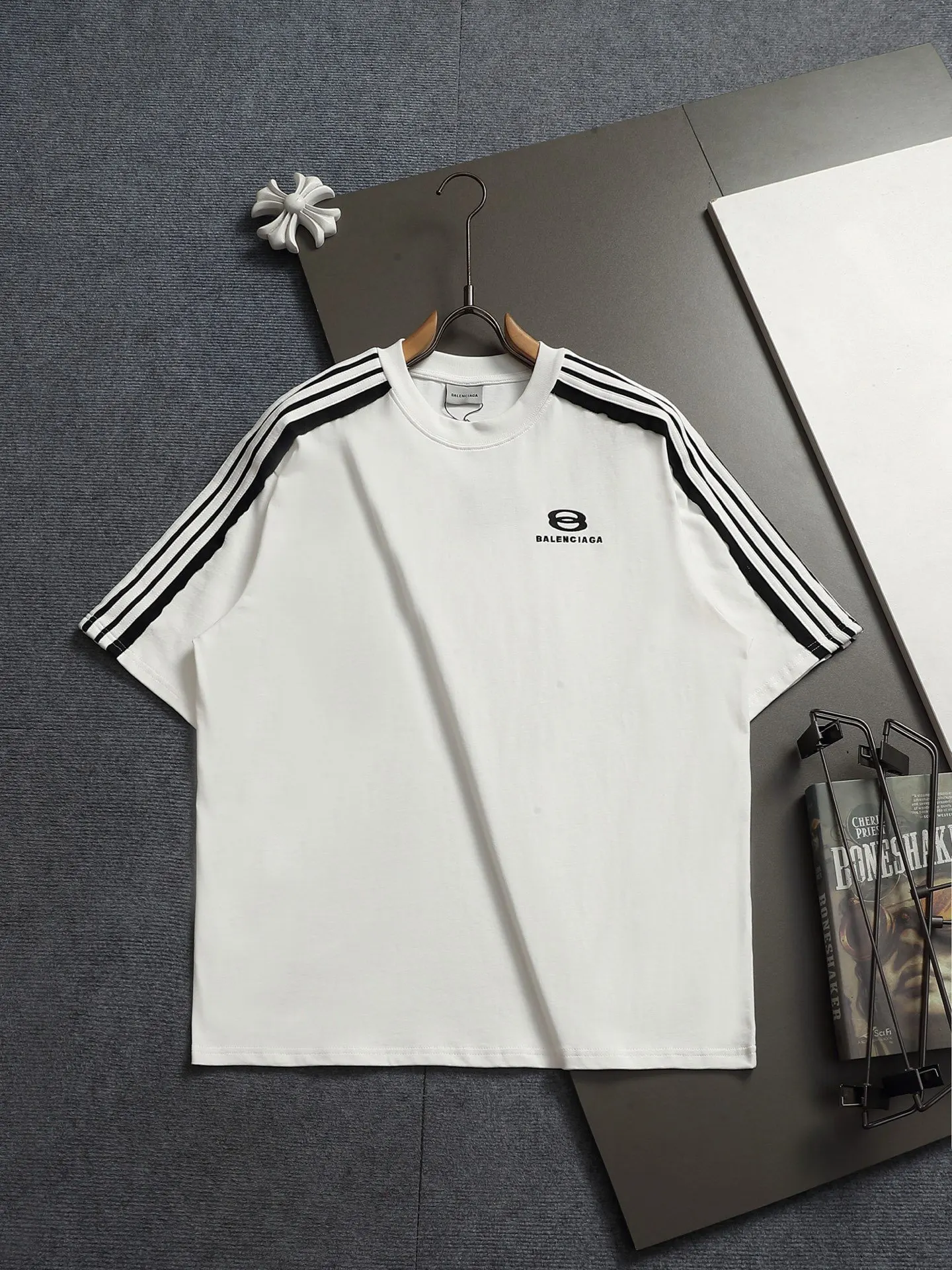 Balenciaga Logo 短袖T恤 街頭休閒款