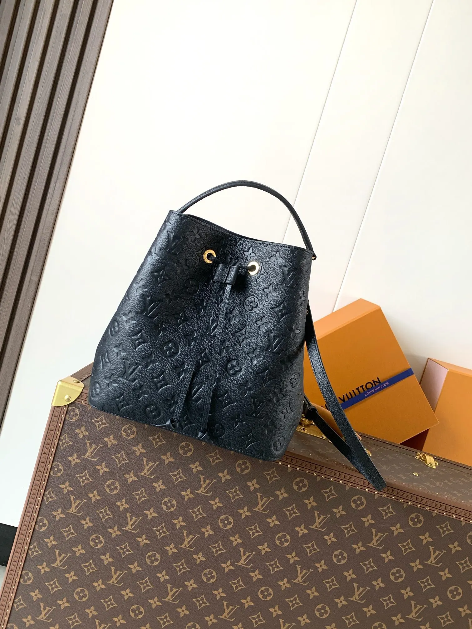 LV Discovery 藍色雙肩背包 休閒通勤款