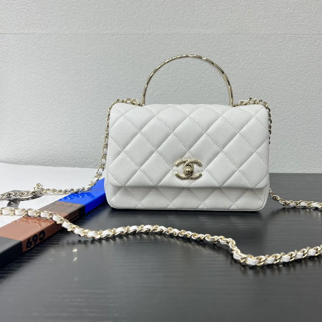 CHANEL 灰白色牛皮翻蓋鏈條包 金扣款