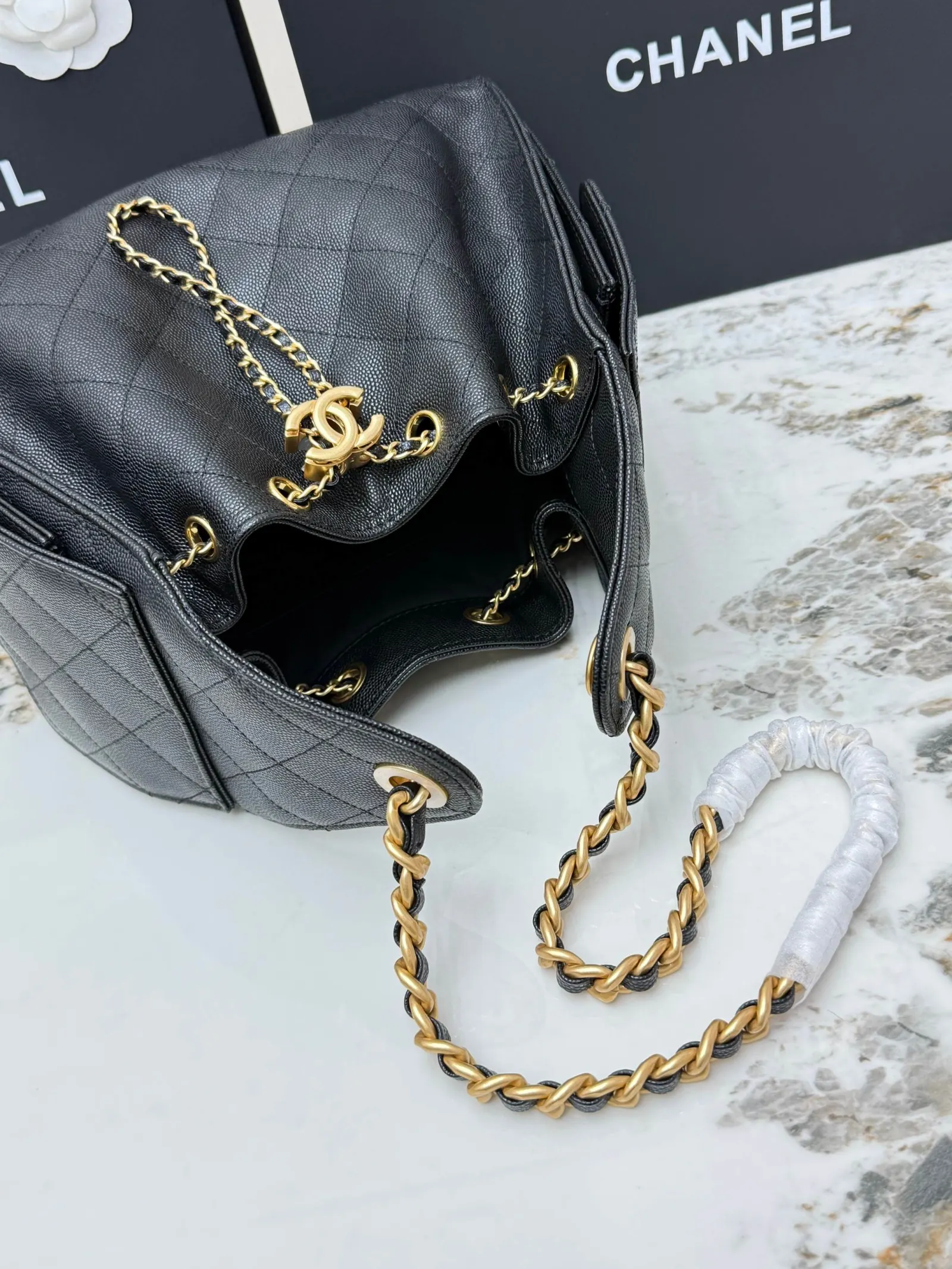 Hobo 金色 小牛皮 腋下包 复古腋下背款