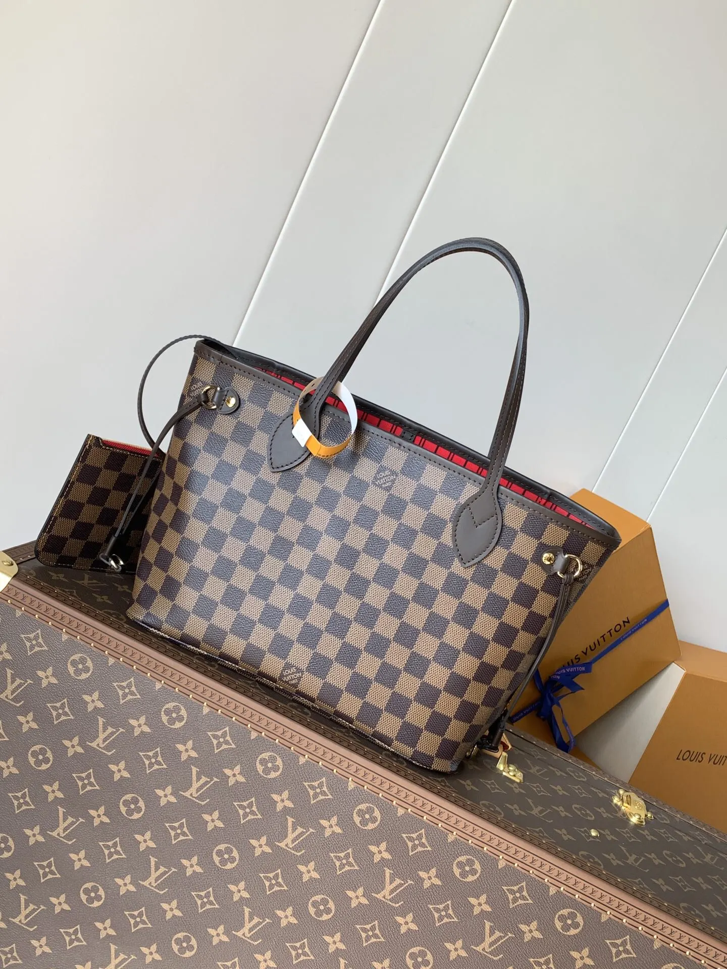 LV Neverfull 金色 牛皮 手拿包 精致手拿款