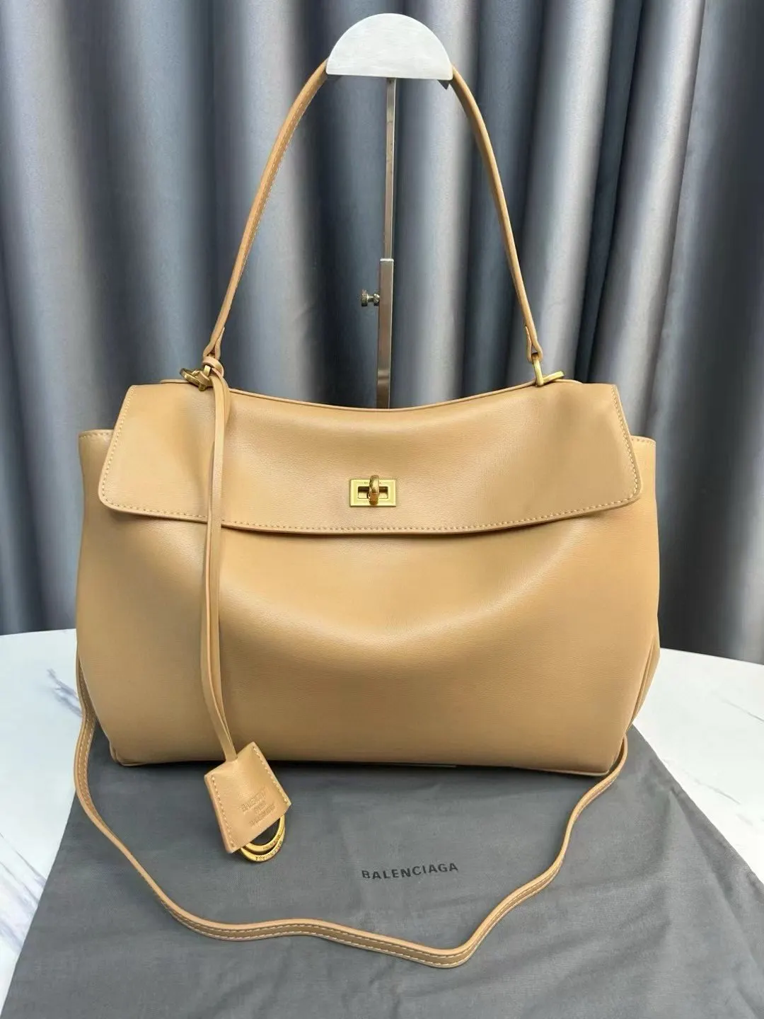 千呼万唤的rodeo bag 精选款