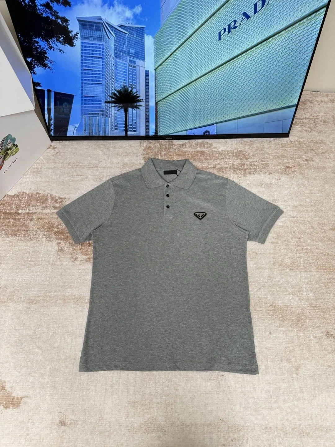 Prada Fashion Item Casual Versatile