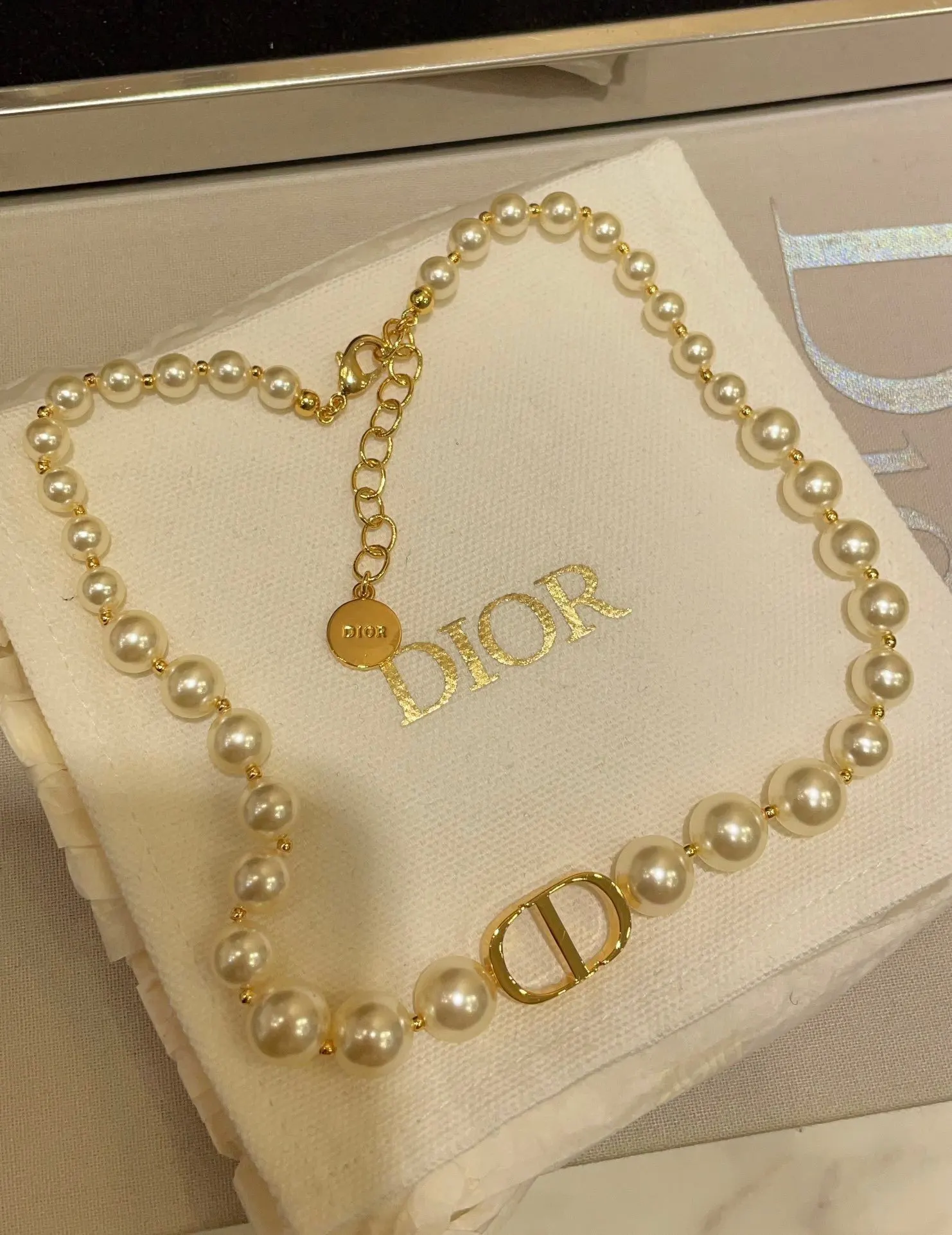 Dior 金色珍珠項鍊 字母吊墜配飾款