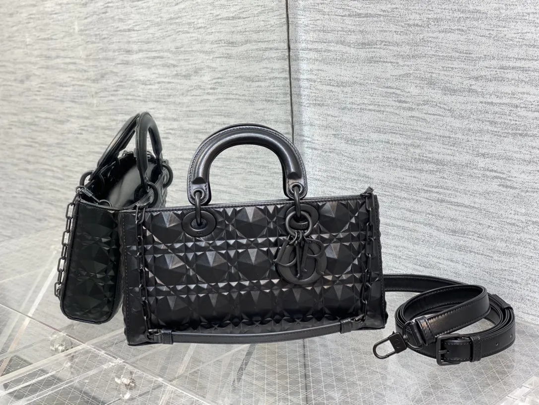 Dior 牛皮 进口 牛皮钻石横款戴妃包 全新D 手提包 通勤手提款