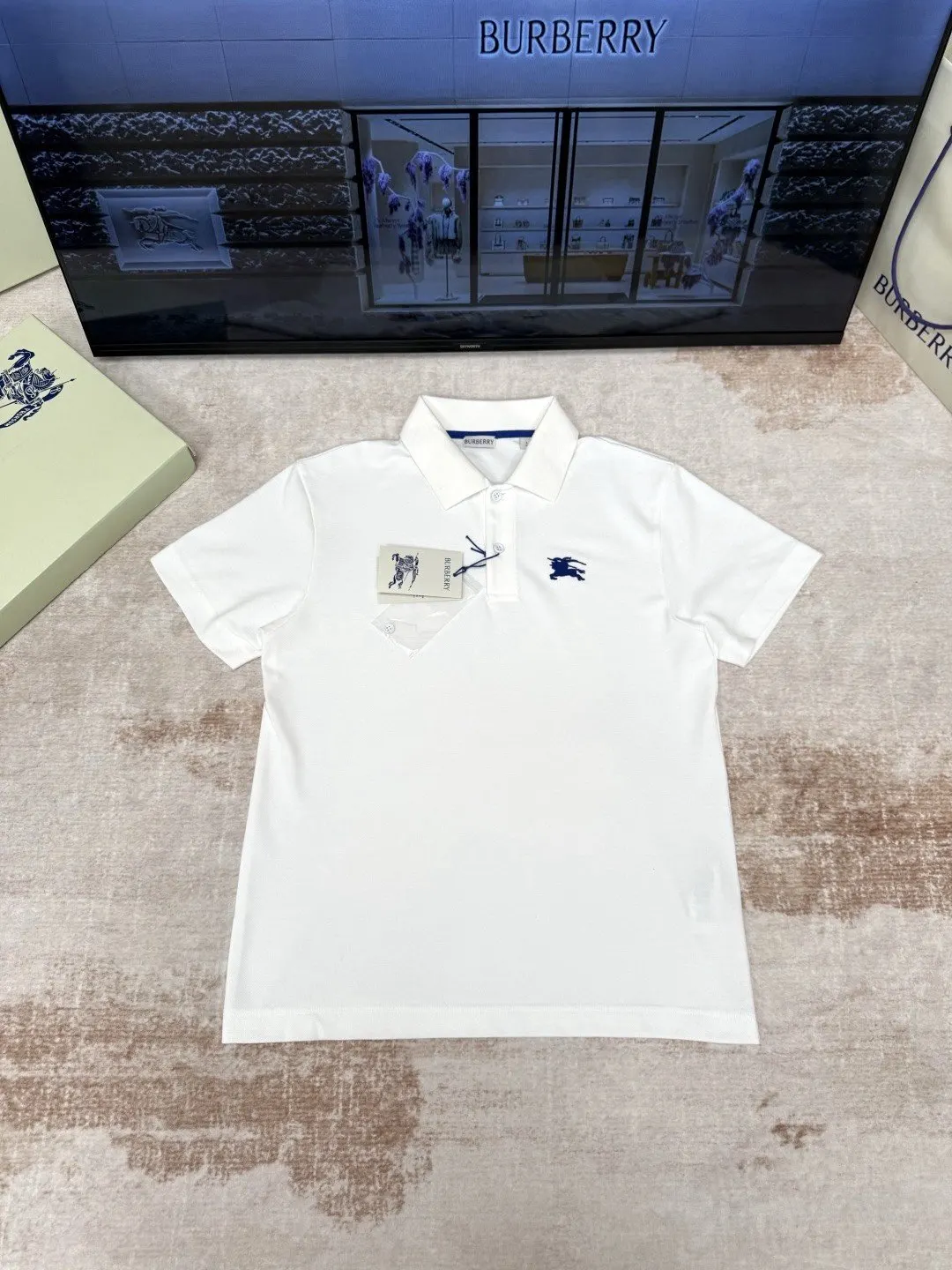 Burberry 刺绣 针织衫 质感针织款