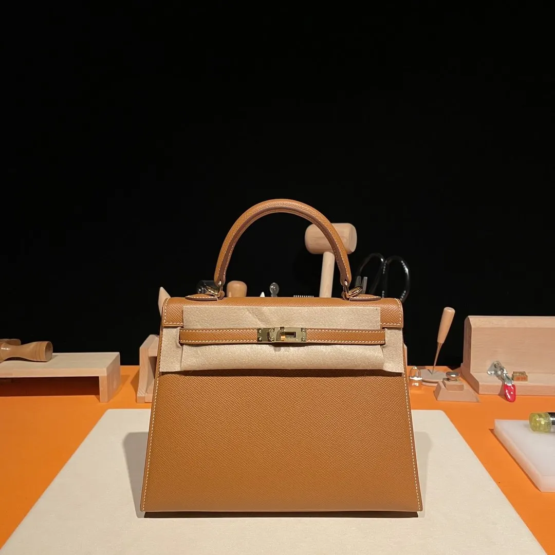 Hermes Kelly Brown Style