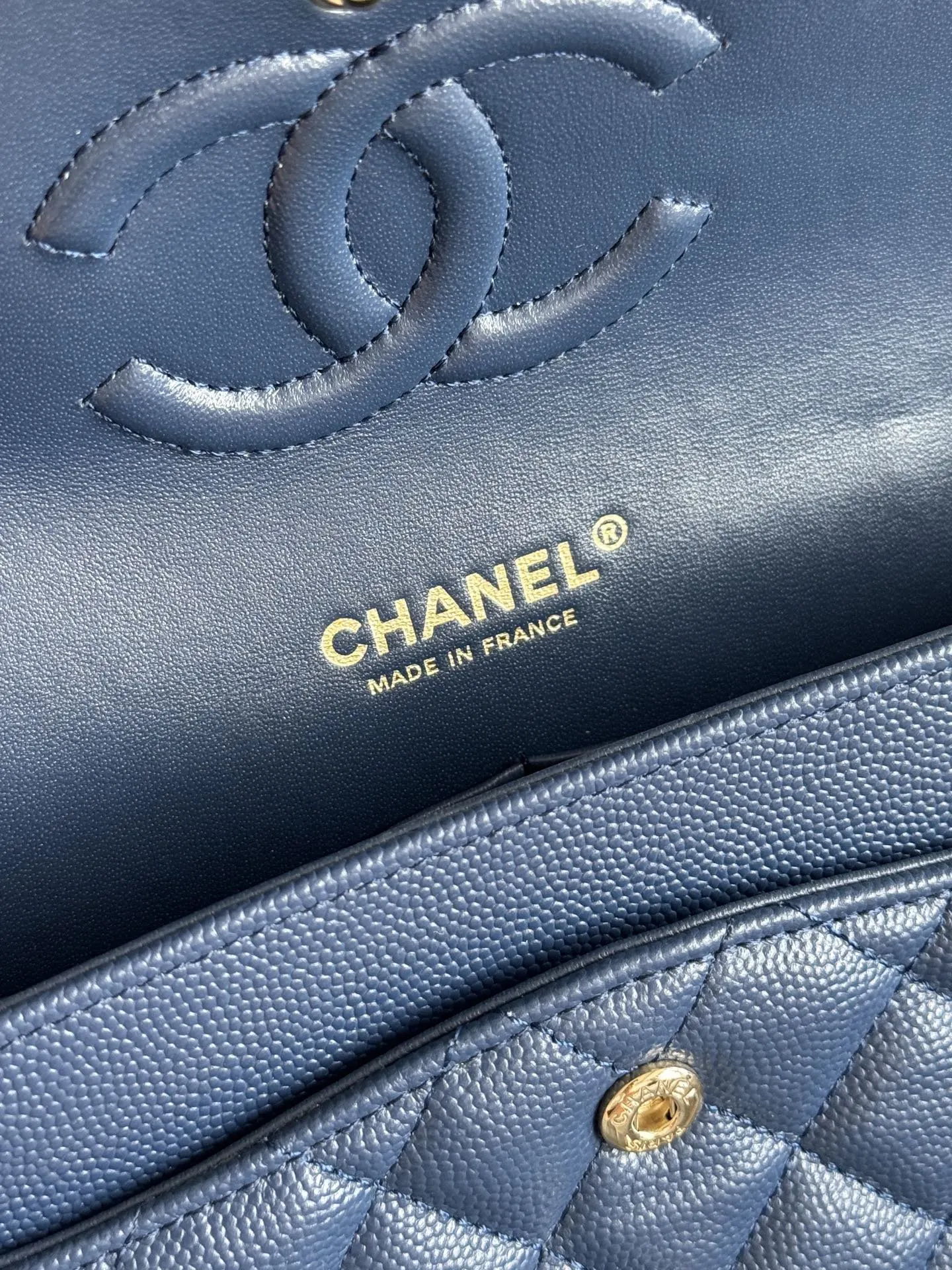 Crossbody Bag Lightweight Leather