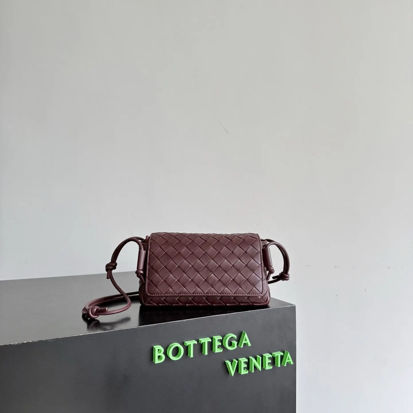 Bottega Veneta 手拿包 精致手拿款