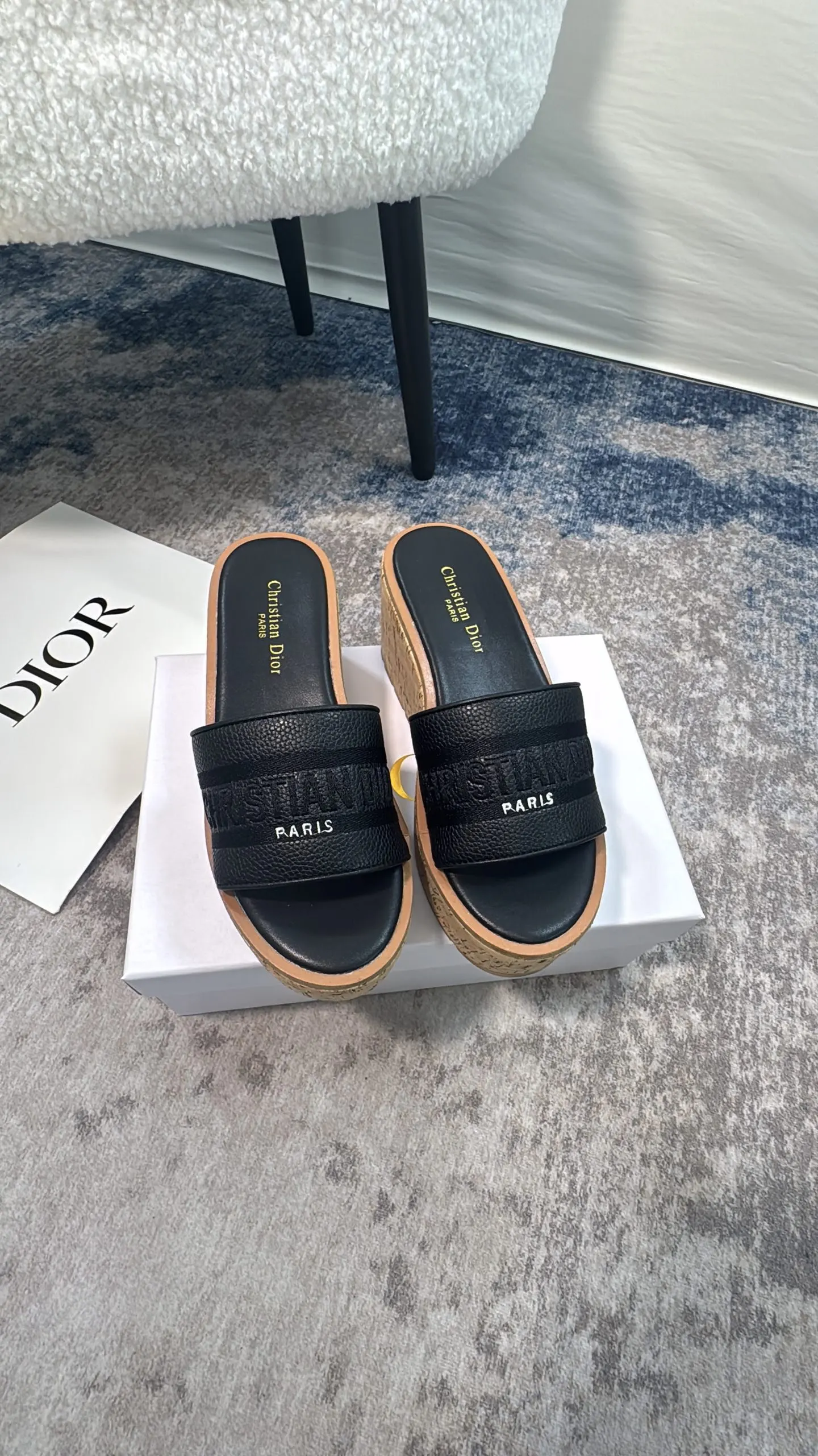 Dior 拖鞋 舒適百搭款