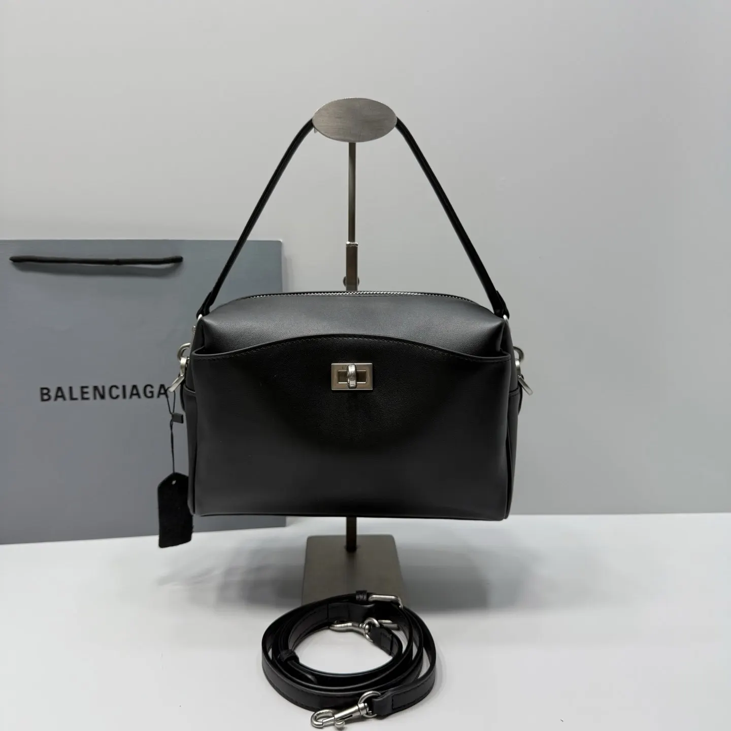 Balenciaga Rodeo 黑色 牛皮 腋下包 簡約腋下款