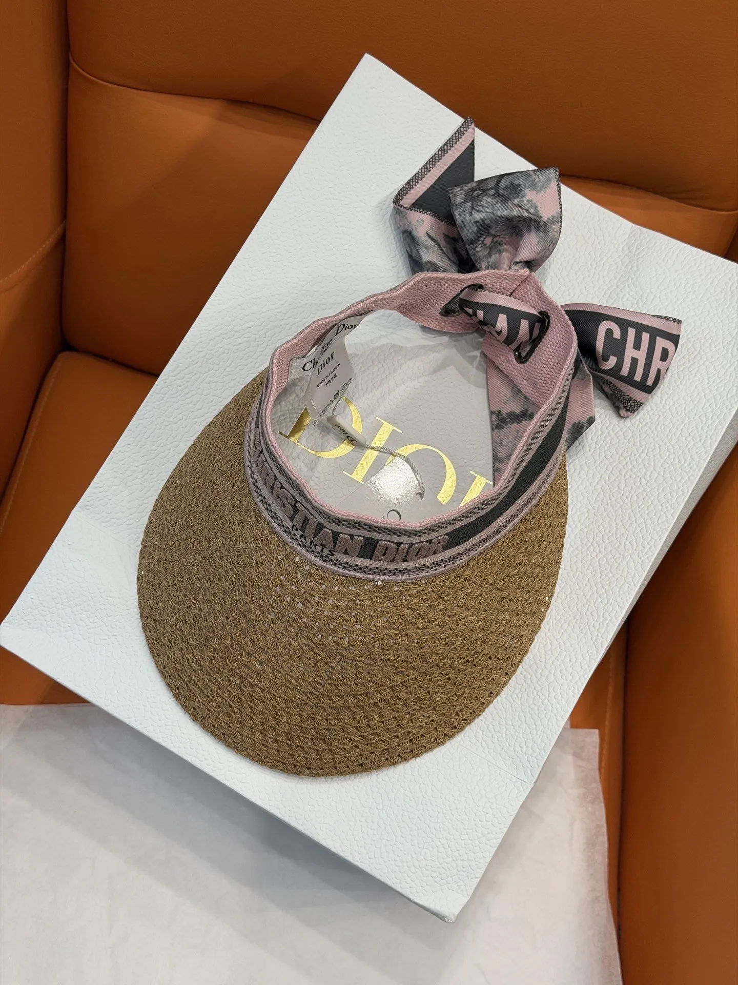 Dior 圆形吊饰草編遮陽帽 装饰款