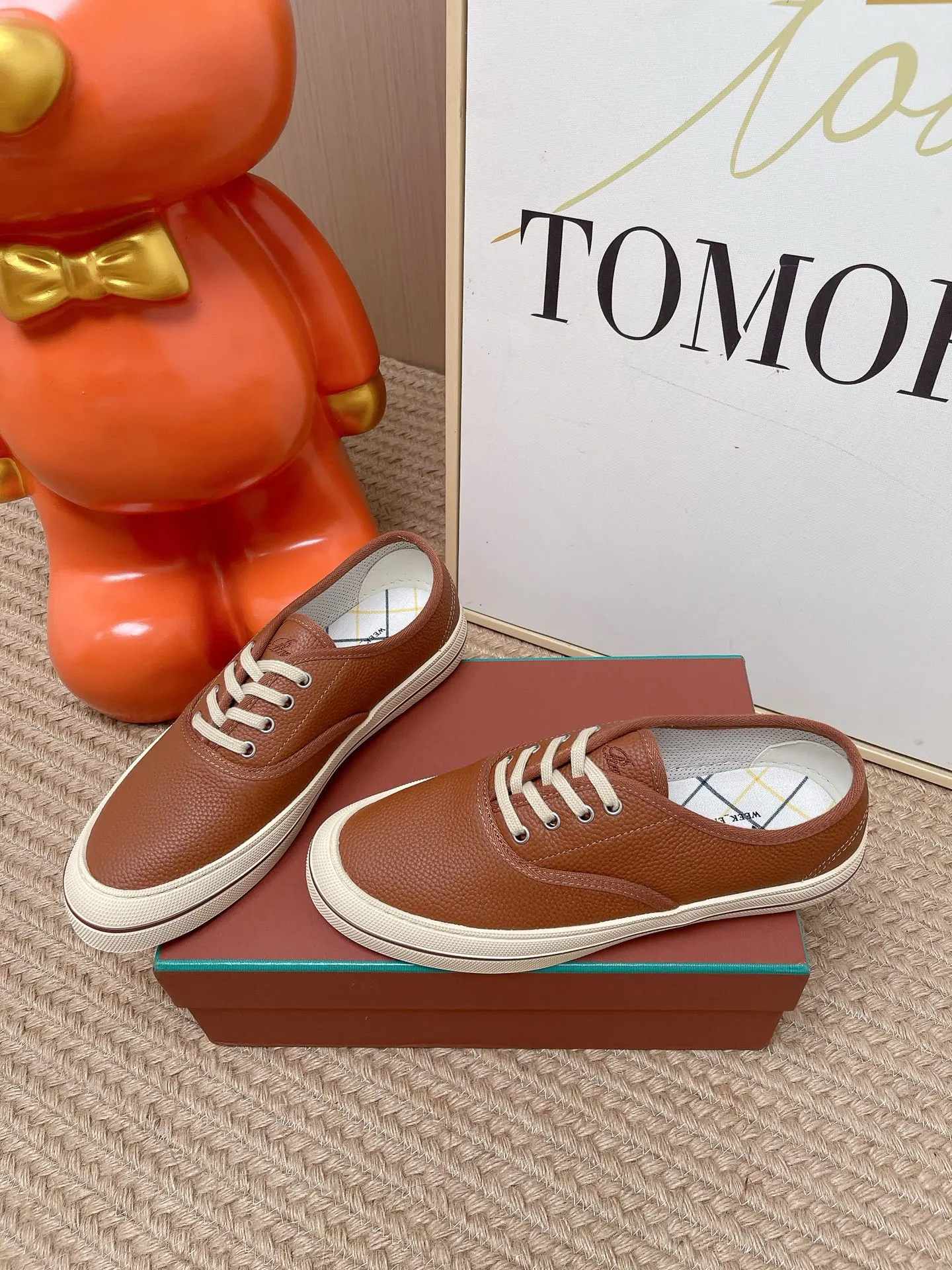 Loro Piana Sneakers Casual Versatile Image 1 Loro Piana Sneakers Casual Versatile Image 1
