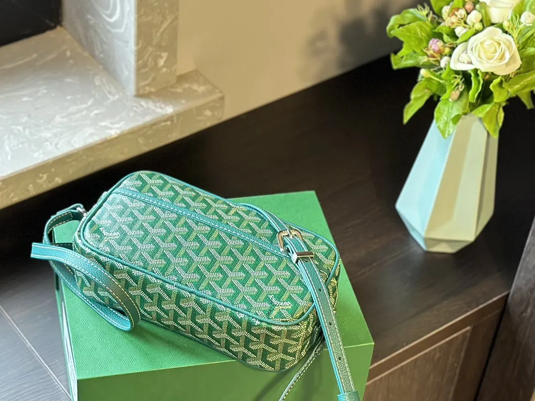 Goyard 牛皮 戈雅 各路明星大神同款的 饭盒 斜背包 輕便斜挎款