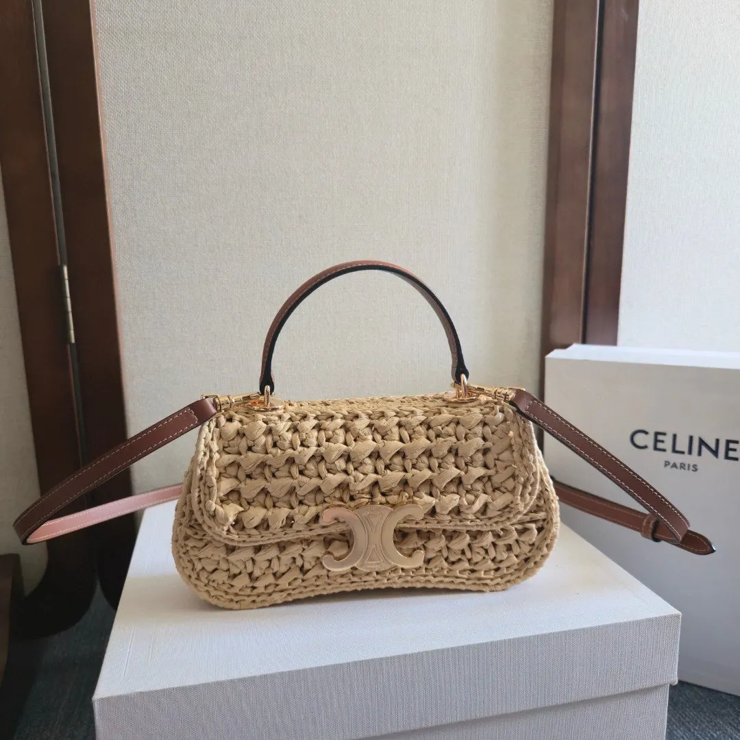 Celine Triomphe 老花 斜挎包 轻便斜挎款