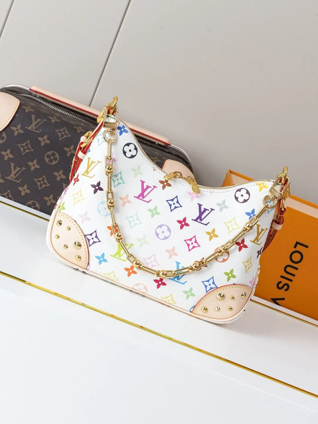 Louis Vuitton Chain Bag Canvas