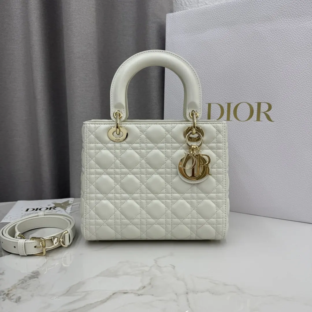 Dior Lady Dior 白色羊皮卡夾 精緻配飾款