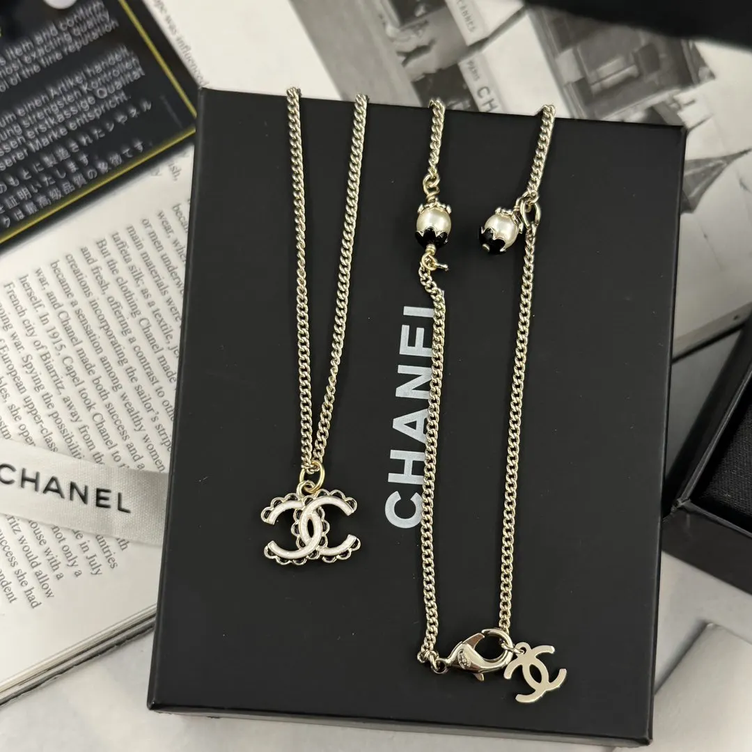 Chanel 黑色 项链