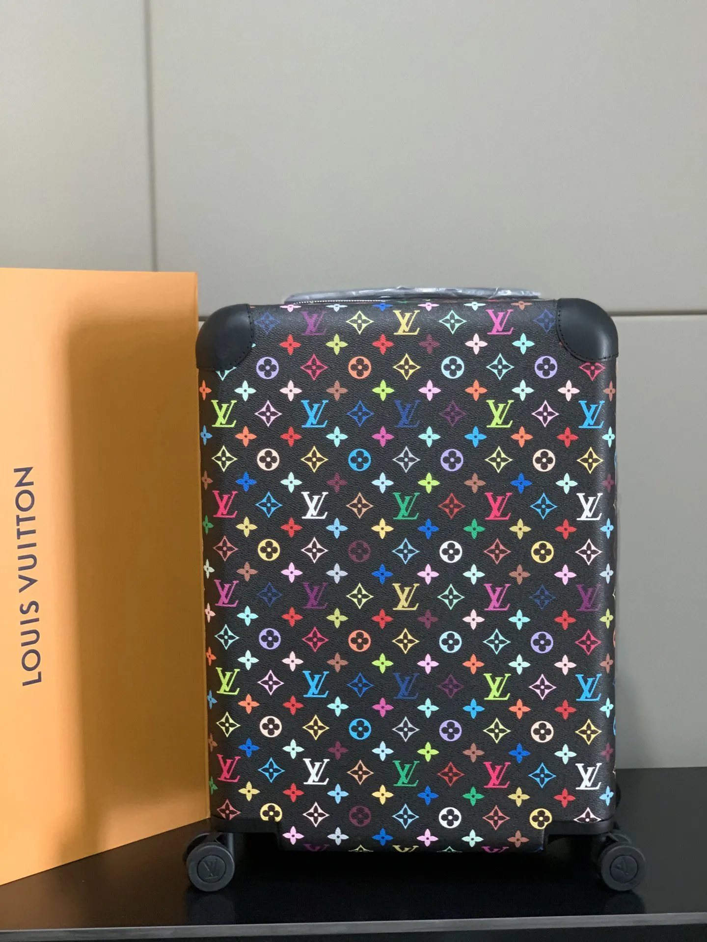 灰色 銀色 拉杆真皮包裹 行李箱 旅行拉杆款 輕便出行款